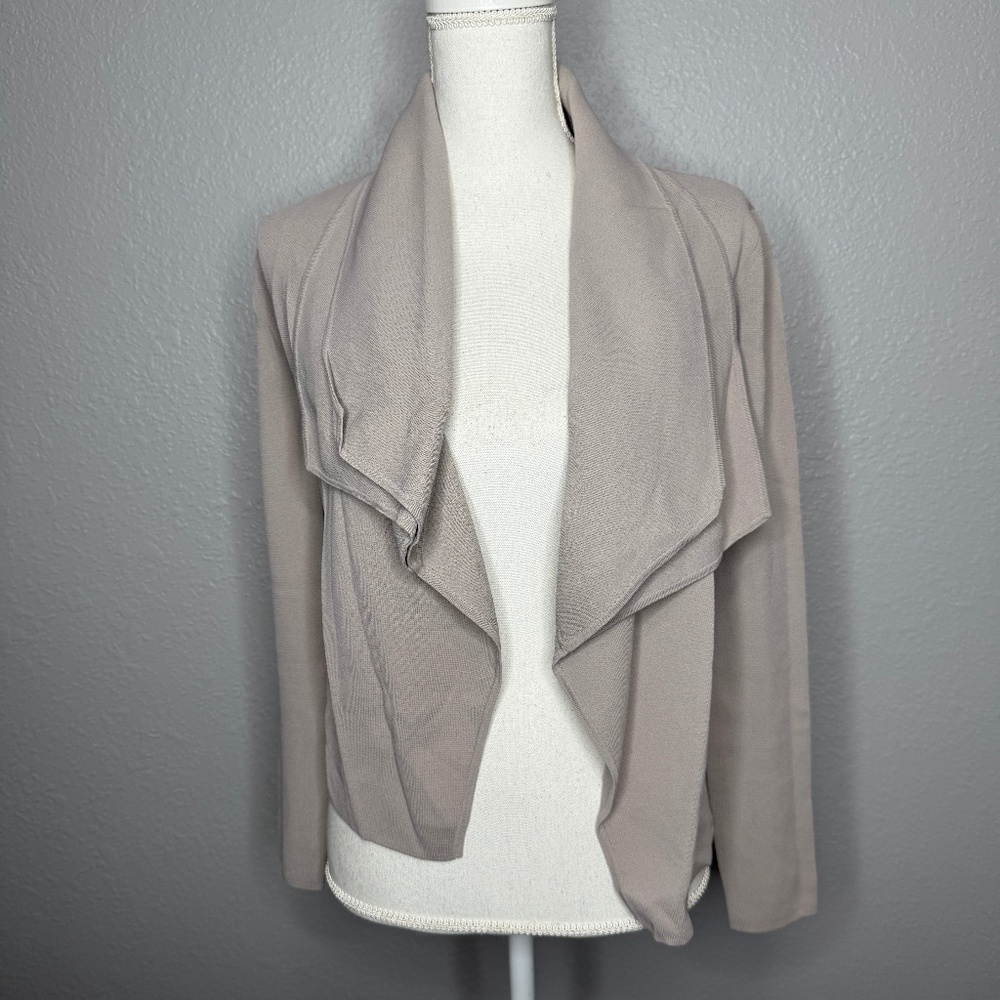 Beautiful TSE  light gray open draped waterfall sweater with lapels‎ Small -cp